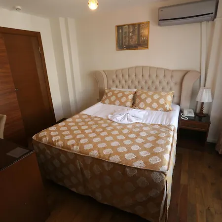 Ankatra מלון 3*