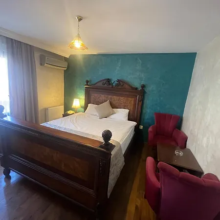 Hotel Ankatra 3*
